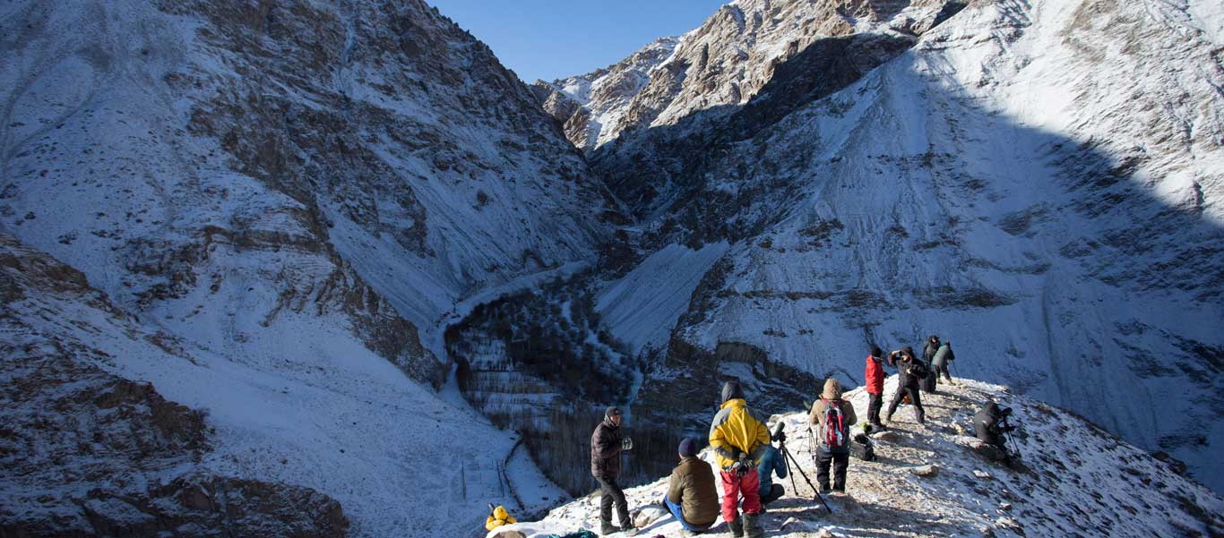 Snow Leopard Adventures image of Apex Expeditions travelers in Hemis National Park