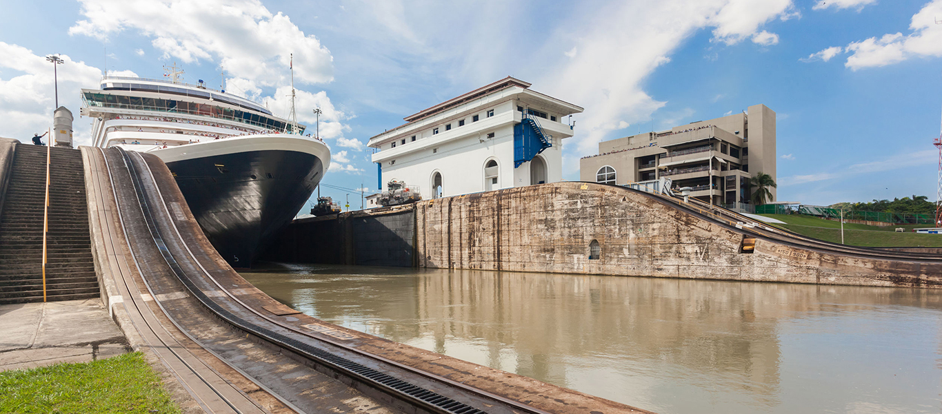 Panama tour and Nicaragua tours slide showing Miraflores Locks