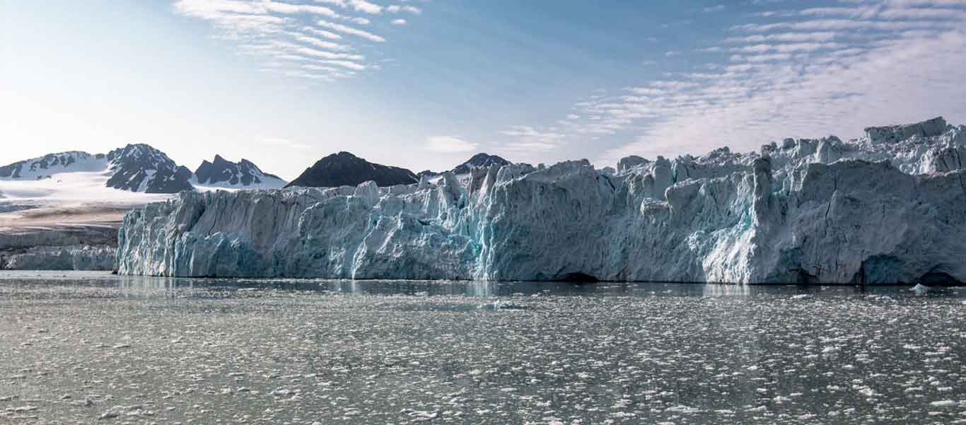Franz Josef Land cruise photo of iceberg