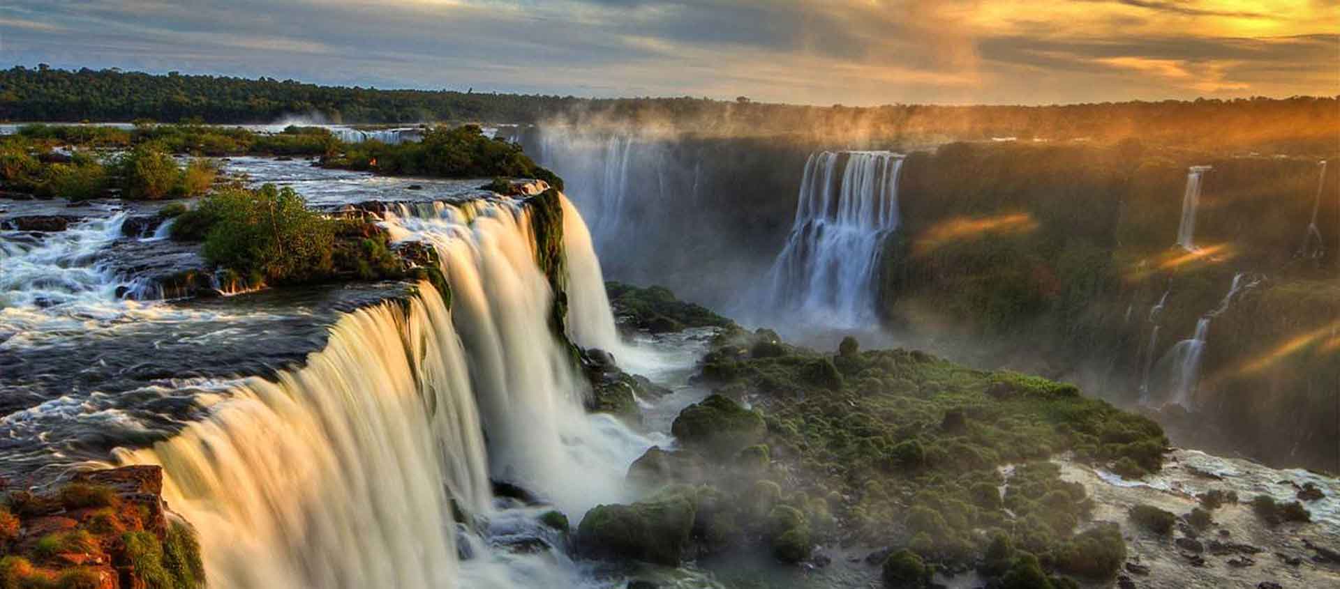 Northern Argentina and Chile Tour image of Iguazú Falls